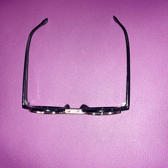 CUTE BRAND NEW Heart-Shaped Sunglasses - Picture 2 of 5